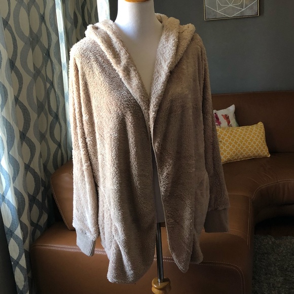 SALE!!!!✨LAST 1!✨Taupe Teddy Bear Soft Cozy Jacket - Picture 2 of 7